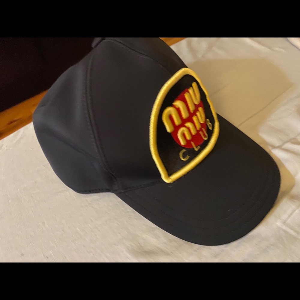Brand new miu miu hat (small)